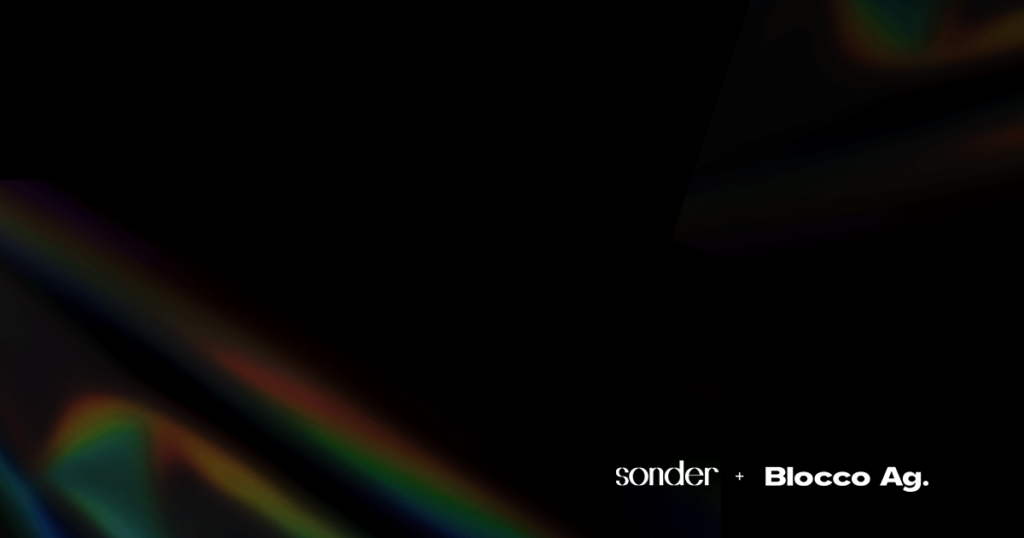 fundo preto com um reflexo de prisma no lado direito. do lado inferior esquerdo, está escrito: sonder + blocco ag.