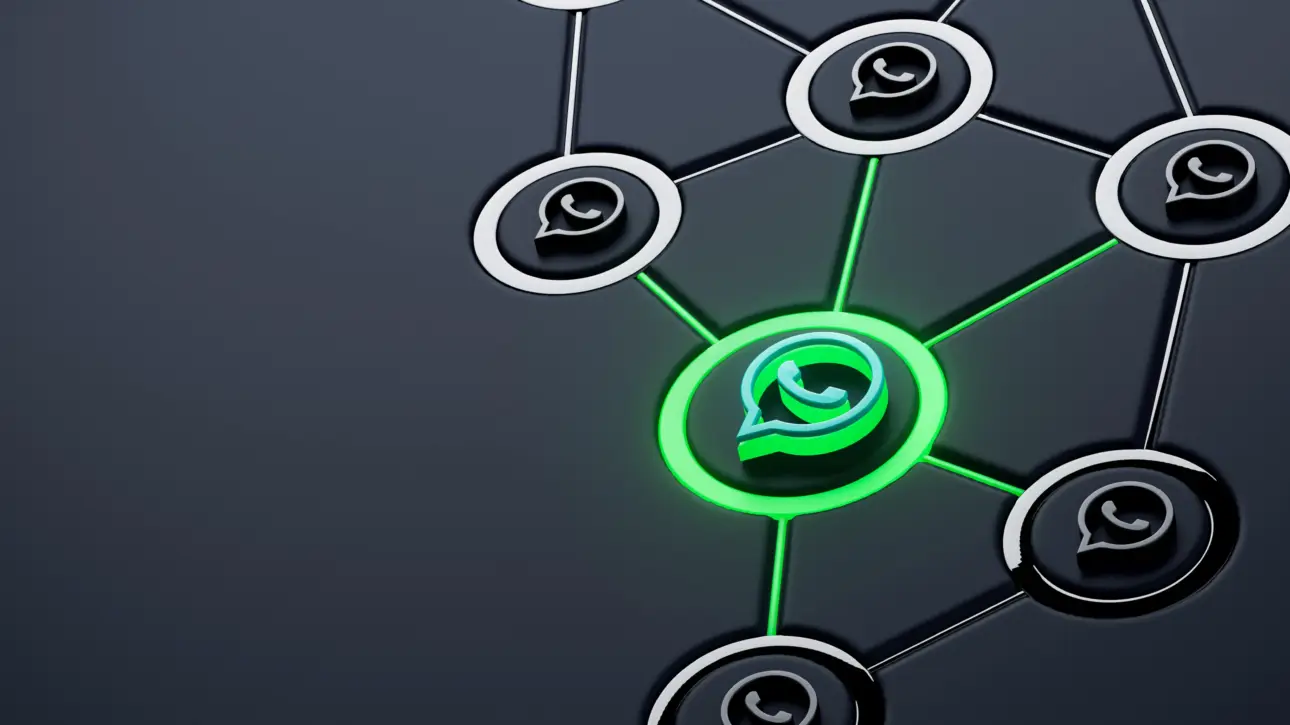 Ícones conectados do WhatsApp representando estratégia de WhatsApp Marketing e comunicação digital.